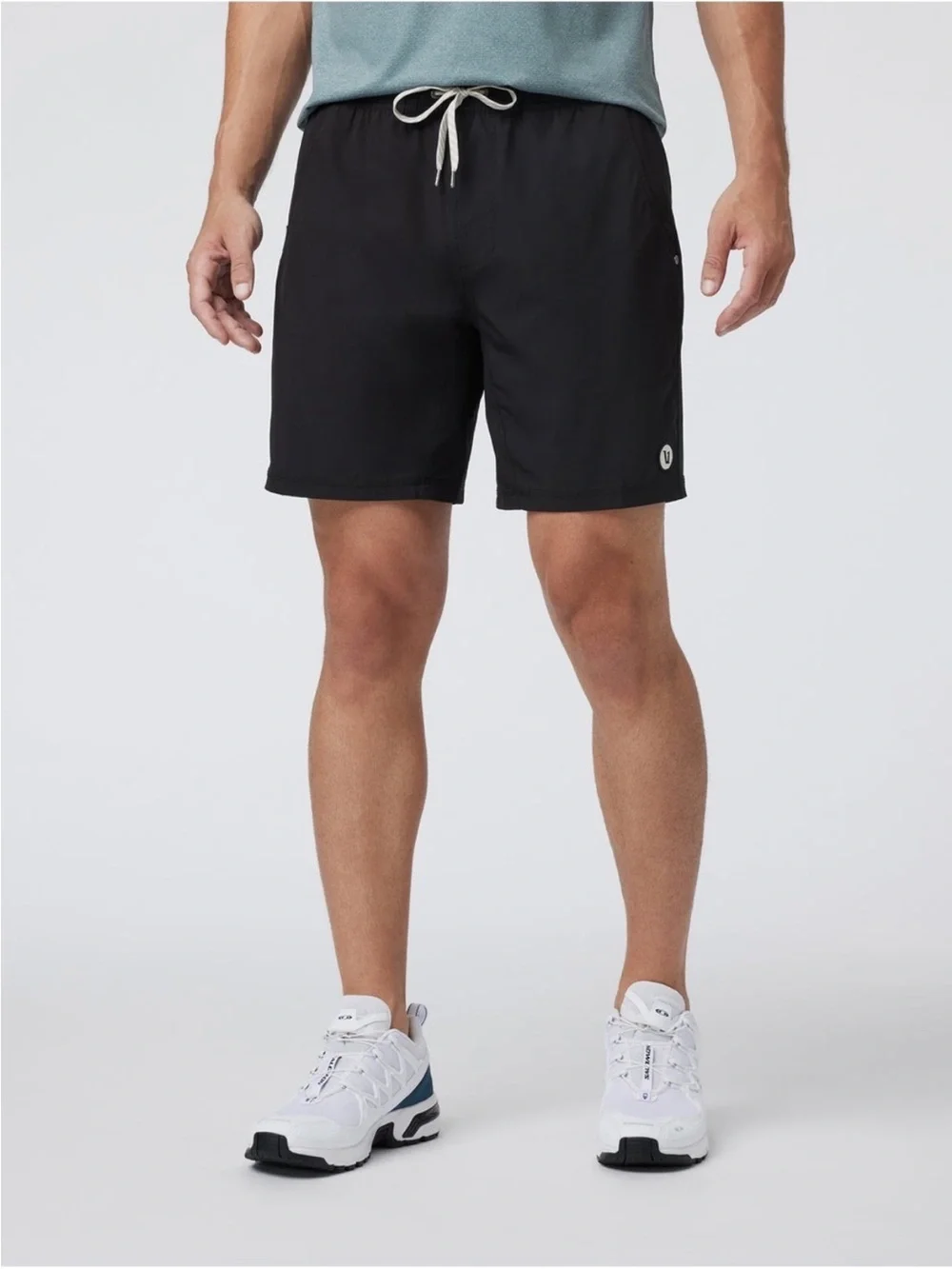 VOURI Kore men’s shorts lined 7” V302 black Sz XL athletic
